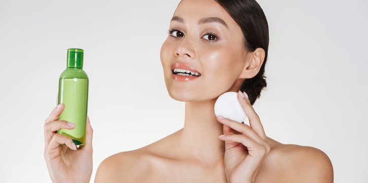 Ampuh Hapus Makeup! Ini Rekomendasi Cleansing Oil Terbaik