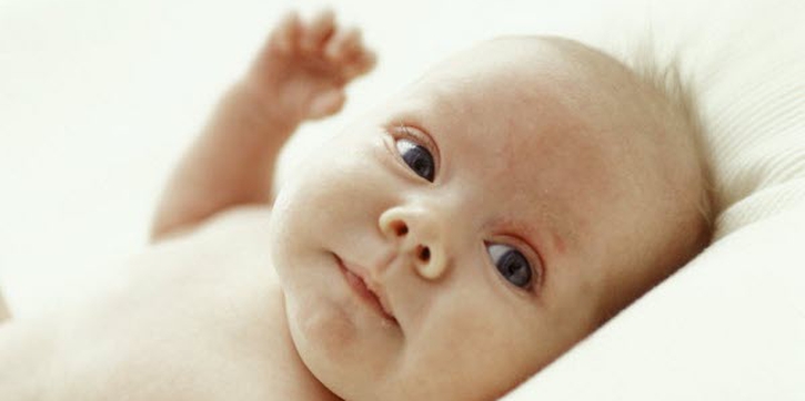 Tingkatkan Kekuatan Otak Bayi Anda (1)
