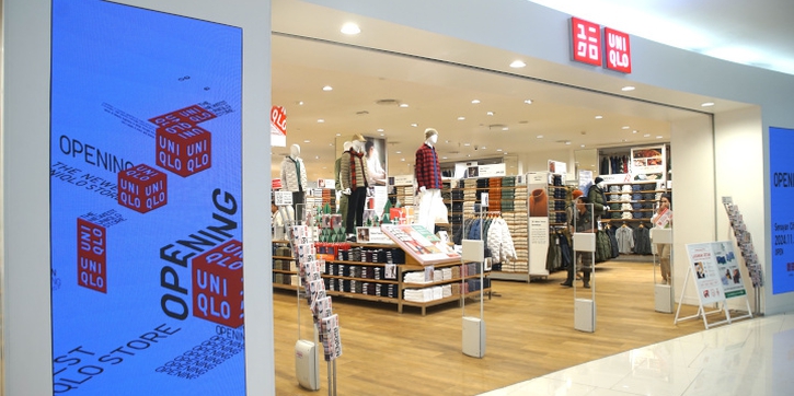 UNIQLO Senayan City Tampil Lebih Segar, Hadirkan RE.UNIQLO STUDIO dan UTme
