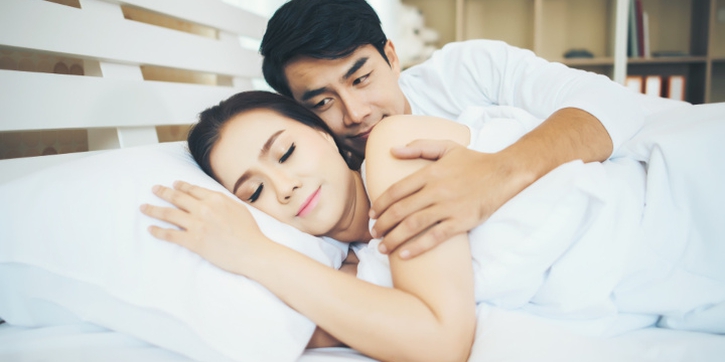 6 Efek Samping Berhubungan Intim saat Haid yang Wajib Diketahui