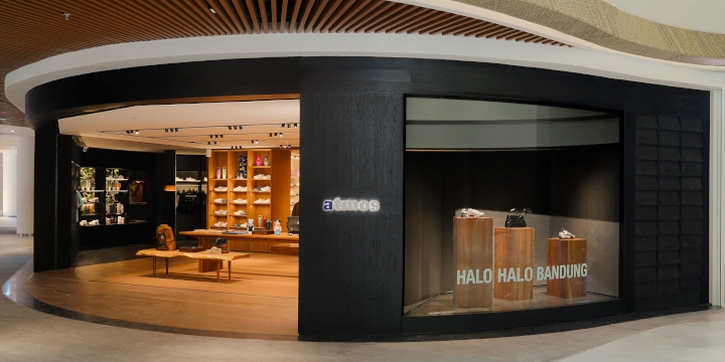 Menghidupkan Budaya Sneakers Bandung: Flagship Store atmos Resmi Dibuka di 23 Paskal