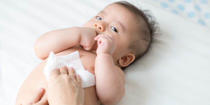 Cara Praktis Melindungi Si Kecil dari Kuman dan Bakteri