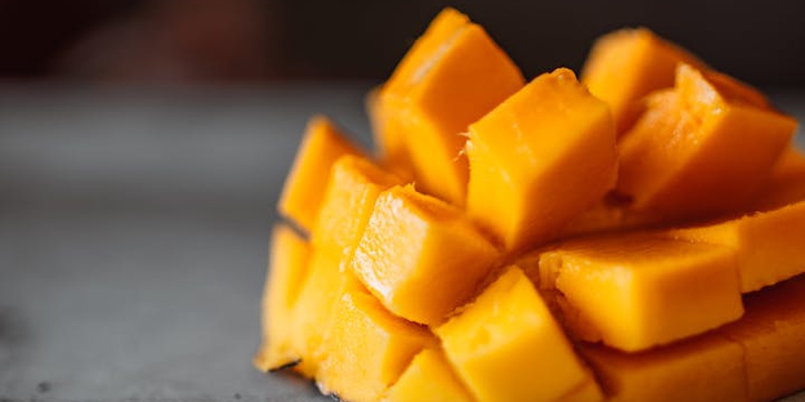 6 Cara Memilih Buah Mangga yang Manis dan Sempurna