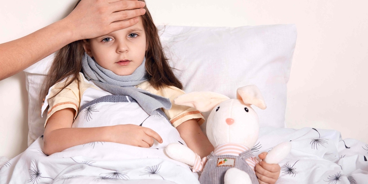 5 Cara Cepat Menurunkan Panas pada Anak Tanpa Obat