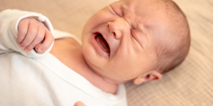 5 Cara Mengatasi Sembelit pada Bayi 1 Tahun