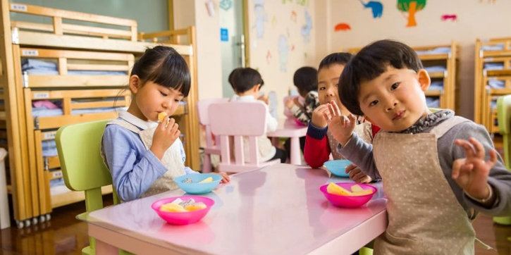 Mencari Daycare untuk Si Kecil? Ini Tips Memilih Daycare yang Ramah Anak
