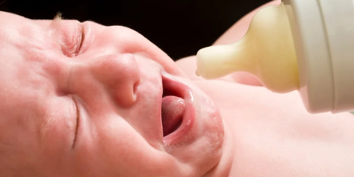 Begini Cara Mengatasi Bayi yang Sulit Minum ASI