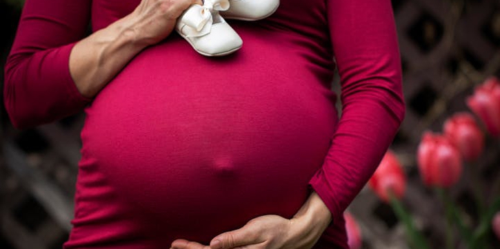7 Tanda Melahirkan Pembukaan 1 yang Perlu Moms Kenali
