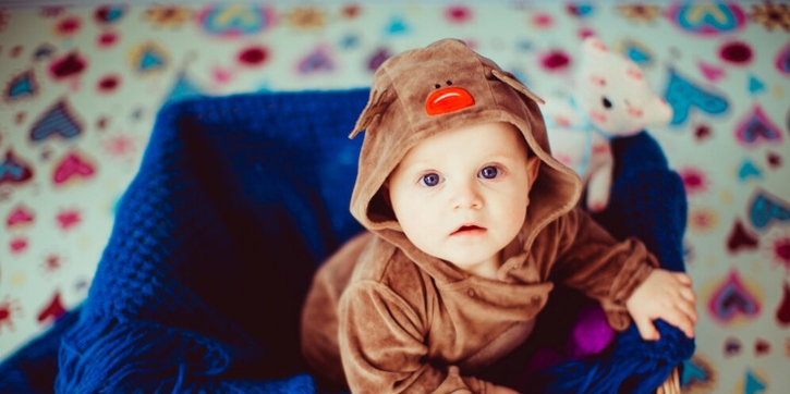 Panduan yang Perlu Diperhatikan dalam Memilih Baju Bayi untuk Cuaca Dingin