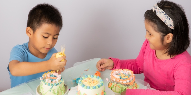 Cara Baru Rayakan Momen Spesial dengan Kreasi Cake Sesuai Keinginan Kita