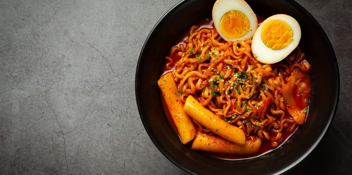 Rekomendasi Mi Ramen Instan yang Lezat dan Pasti Halal