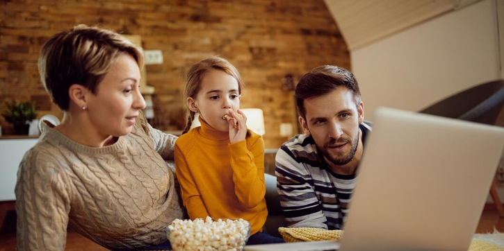 10 Rekomendasi Film tentang Ayah untuk Rayakan Hari Ayah Nasional