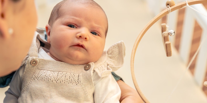 Inspirasi Nama Bayi Laki-Laki Katolik dalam Bahasa Latin dan Maknanya