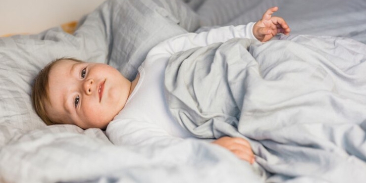 Pada Usia berapa Bayi Boleh Tidur Pakai Bantal?