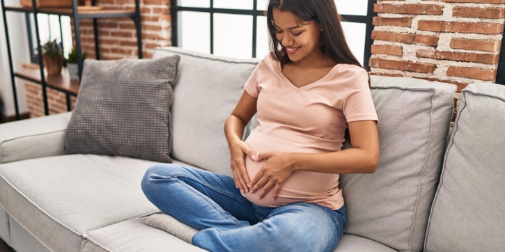 Janin Tidak Bergerak Seharian? Ini Penyebab dan Cara Mengatasinya, Moms