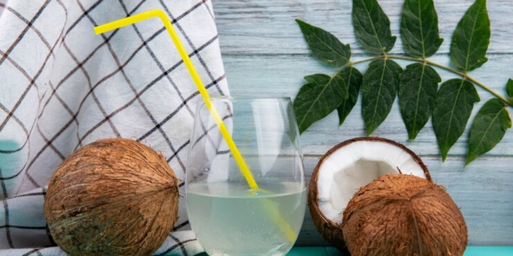 Tak Cuma Lepas Dahaga, Ini Manfaat Konsumsi Air Kelapa untuk Kesehatan