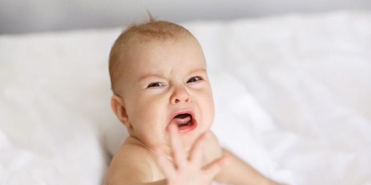 Anti Sembelit, Ini Buah Pelancar BAB untuk Bayi 6 Bulan ke Atas