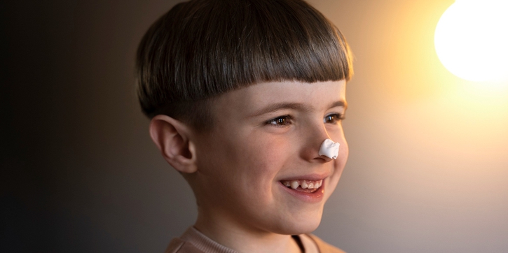 Rekomendasi Sunscreen yang Aman untuk Lindungi Kulit Anak