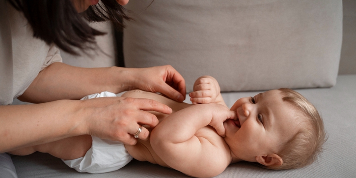 5 Aktivitas untuk Stimulasi Bayi 4 Bulan yang Baik untuk Tumbuh Kembangnya