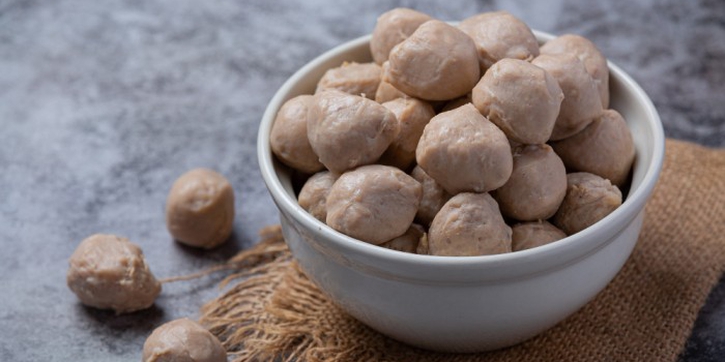 Ini Cara Membuat Bakso Sapi yang Lezat dan Kenyal