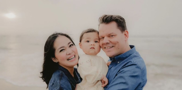 Sudah Dikaruniai Anak, Ini Potret Bahagia Keluarga Kecil Gracia Indri