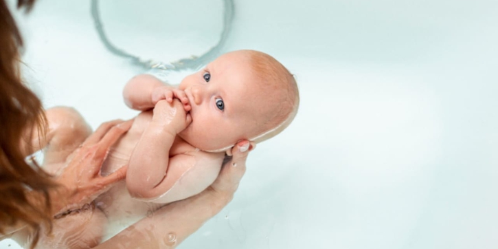 Catat! Ini Perlengkapan Mandi Bayi Baru Lahir yang Harus Dimiliki