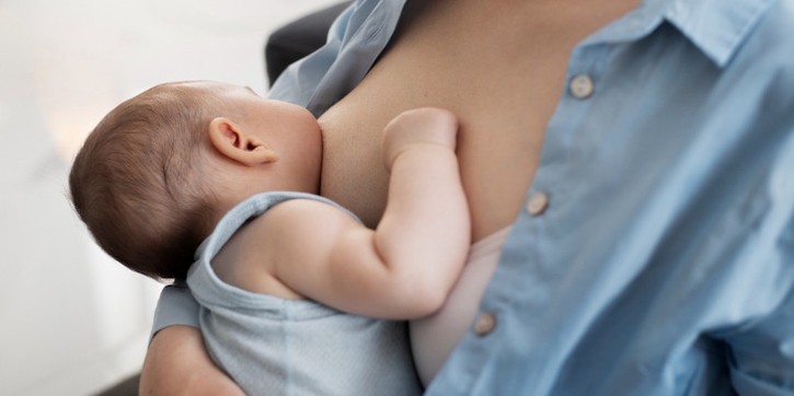 Bayi 3 Bulan Minum Susu Berapa ml? Ini Jawabannya, Moms