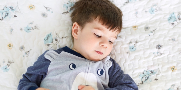 Penyebab Anak 2 Tahun Sering Kaget saat Tidur dan Solusinya