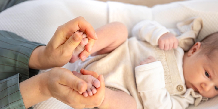 Begini Bentuk Kaki Bayi Normal yang Perlu Moms Ketahui