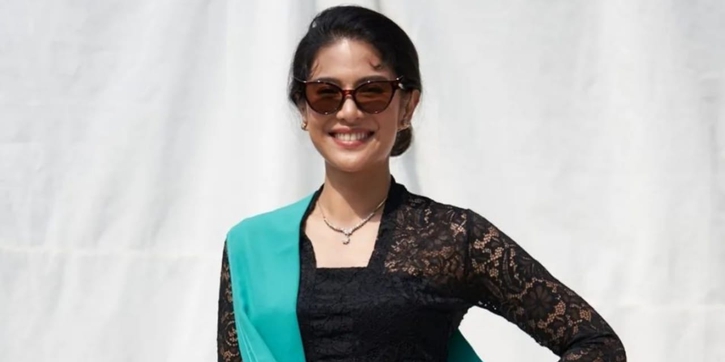 Cantik dan Indonesia Banget! Intip Gaya Celebrity Moms Mengenakan Kebaya