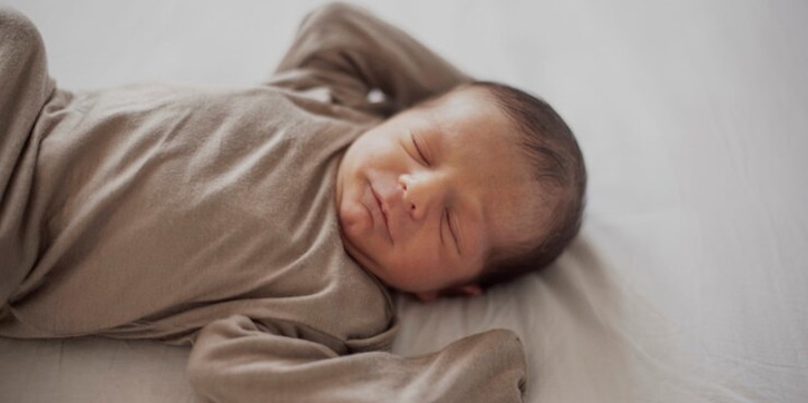 4 Hal yang Perlu Diperhatikan dalam Merawat Bayi Baru Lahir