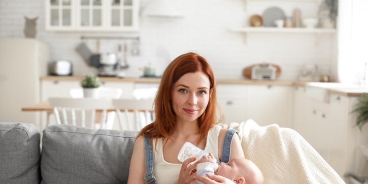 7 Tips Penting Memilih Susu Formula untuk Bayi Alergi