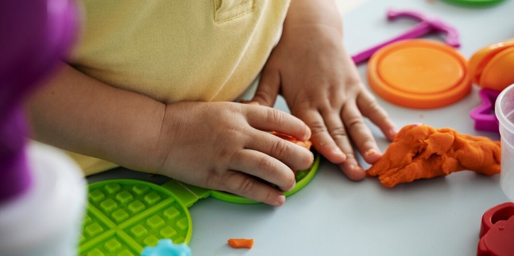 Ide Mainan Sensorik untuk Anak Usia Dini dan Manfaatnya