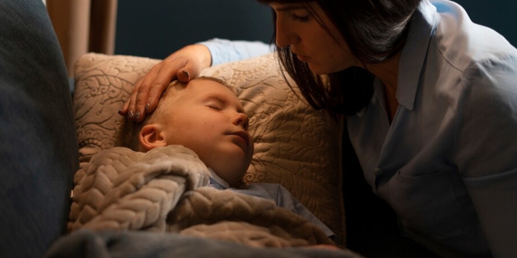 10 Cara Ampuh Mengatasi Anak yang Takut Gelap