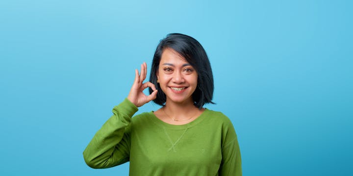 6 Warna Pakaian yang Harus Dihindari Pemilik Kulit Sawo Matang