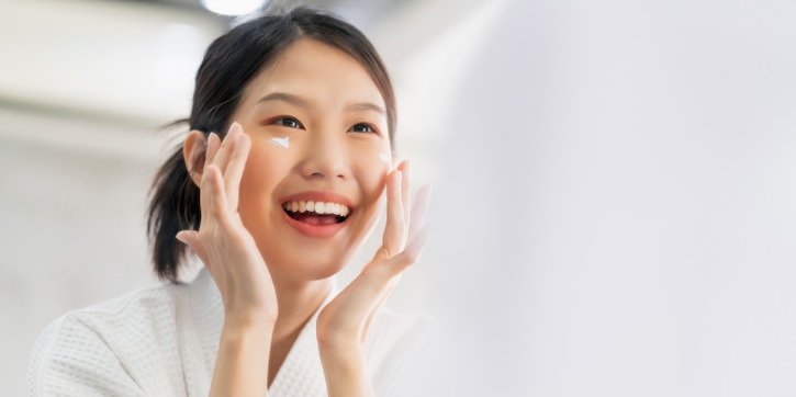 Bebas Khawatir, Inilah Deretan Skincare Aman untuk Ibu Menyusui