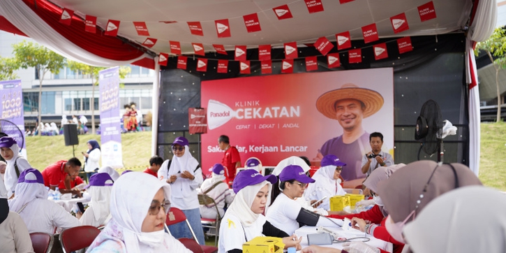 Bukan Sekadar Penolong Persalinan Bidan Juga Berperan Menjaga Kesehatan Keluarga