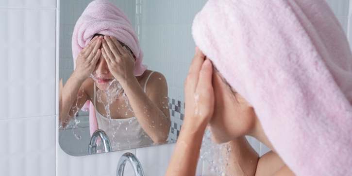 Rekomendasi Facial Wash yang Lembut dan Aman untuk Kulit Remaja