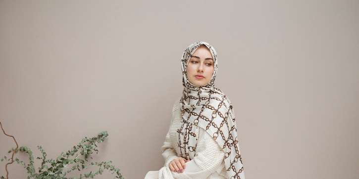 Rekomendasi Brand Hijab Print agar Makin Cantik di Hari Raya