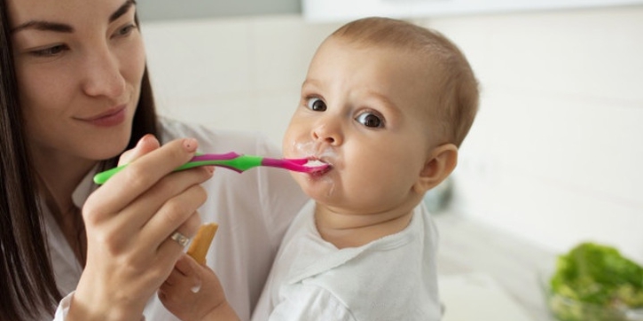 Cara Praktis Siapkan MPASI Bernutrisi Favorit Si Kecil