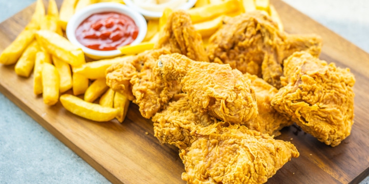 Rekomendasi Fried Chicken Lokal yang Lezat untuk Keluarga