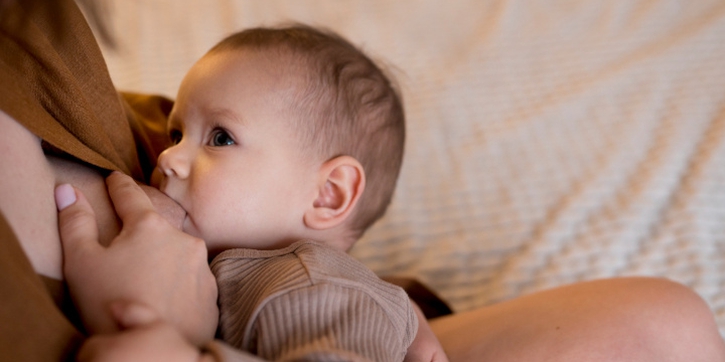 Kenapa Perut Bayi Keroncongan Padahal Sudah Minum ASI? Ini Penjelasannya, Moms