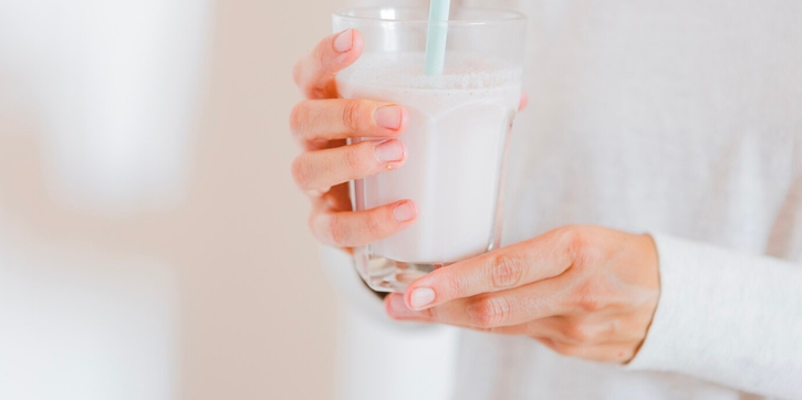 7 Manfaat Susu Plain untuk Kesehatan Tubuh