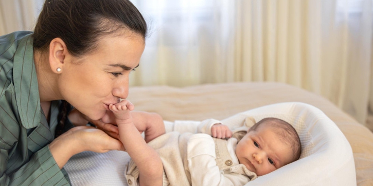 10 Cara Stimulasi Bayi 3 Bulan di Rumah untuk Tumbuh Kembangnya
