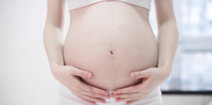 Ciri Hamil Anak Perempuan Dilihat dari Pusar, Mitos atau Fakta?