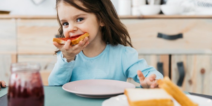5 Menu Sarapan Pagi yang Sehat dan Bergizi untuk Anak