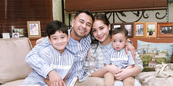 Potret Lebaran Para Selebriti di Kampung Halaman