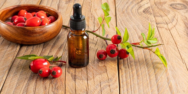 Bikin Awet Muda, Ini 6 Manfaat Rosehip Oil untuk Kesehatan Kulit