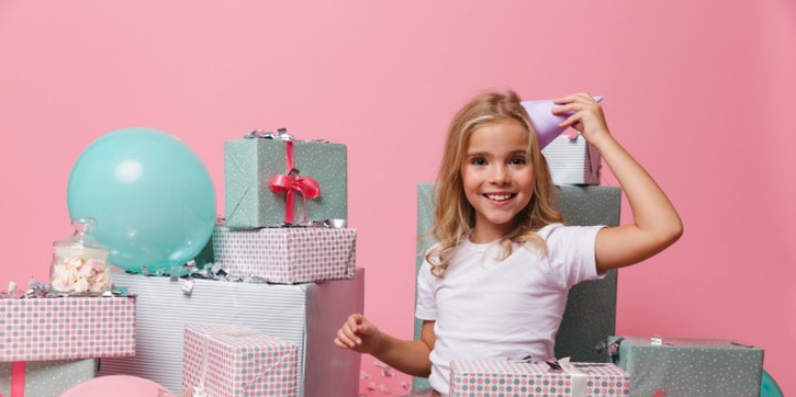 8 Ide Kado untuk Anak Perempuan 10 Tahun yang Dijamin Bermanfaat dan Berkesan