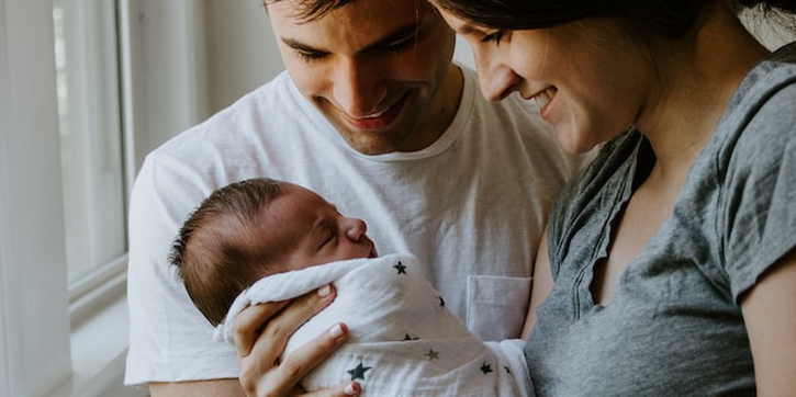 Nama Kerajaan Aesthetic dan Bermakna Baik untuk Bayi Anda